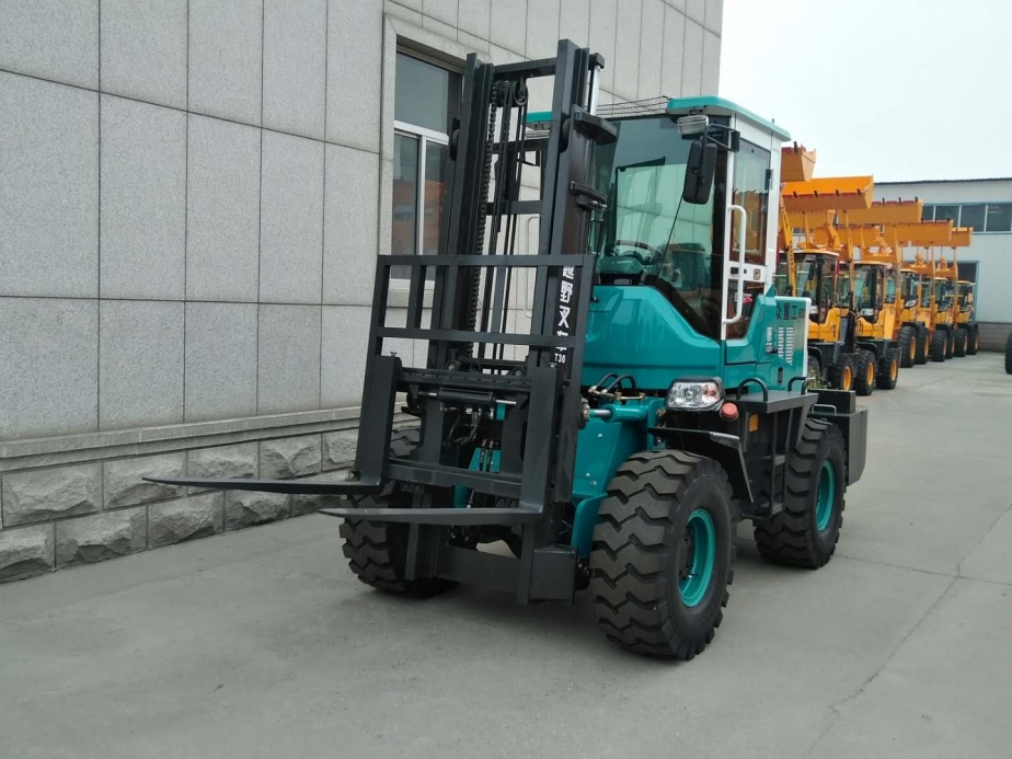 T30 off-road forklift